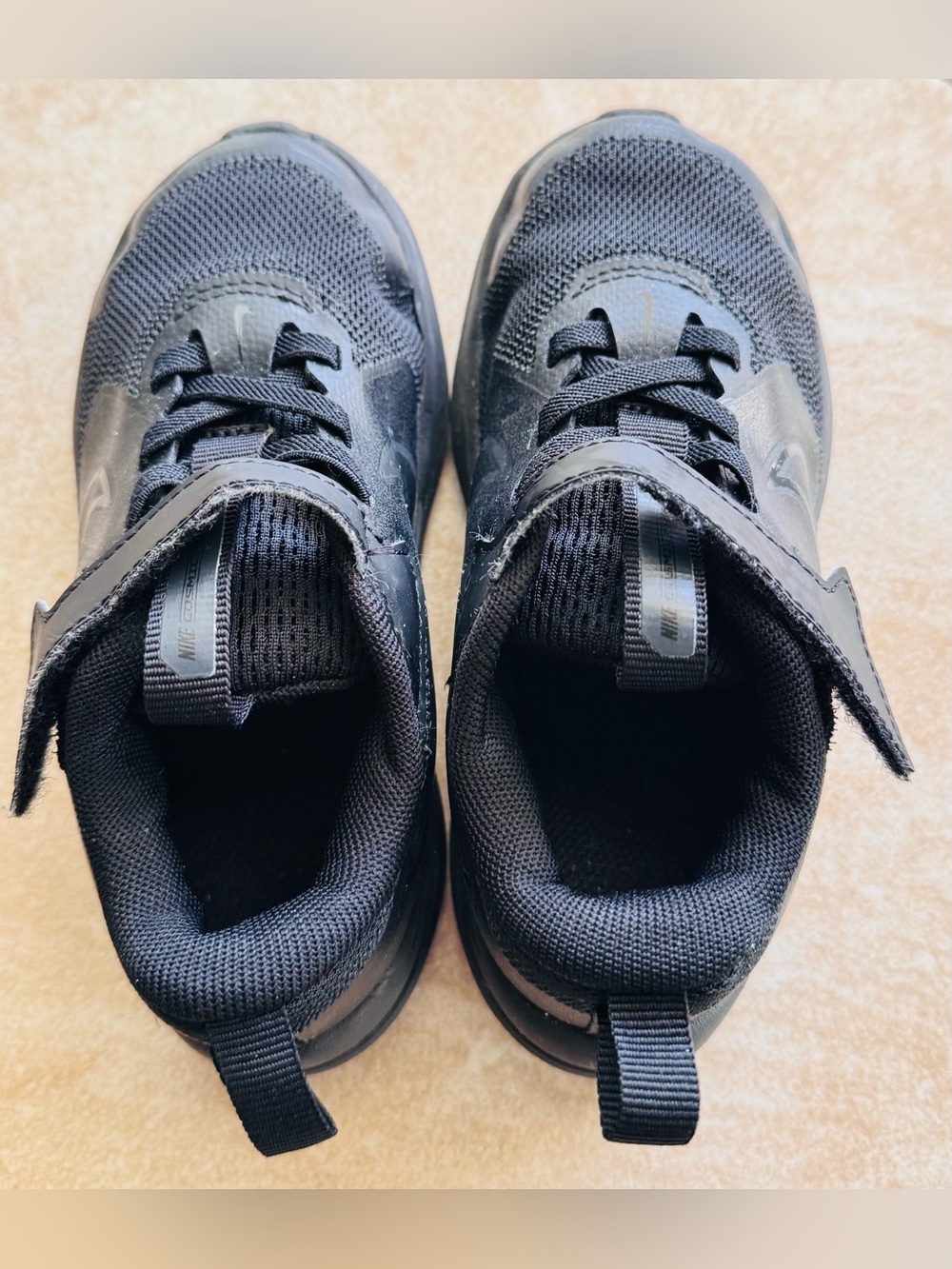 Toddler Nike Shoes (10c)